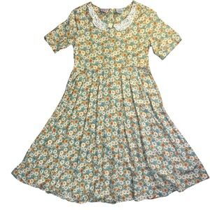 Vintage Sister Sister Floral Dress Size 12 Daisy Print Lace Collar Cottagecore